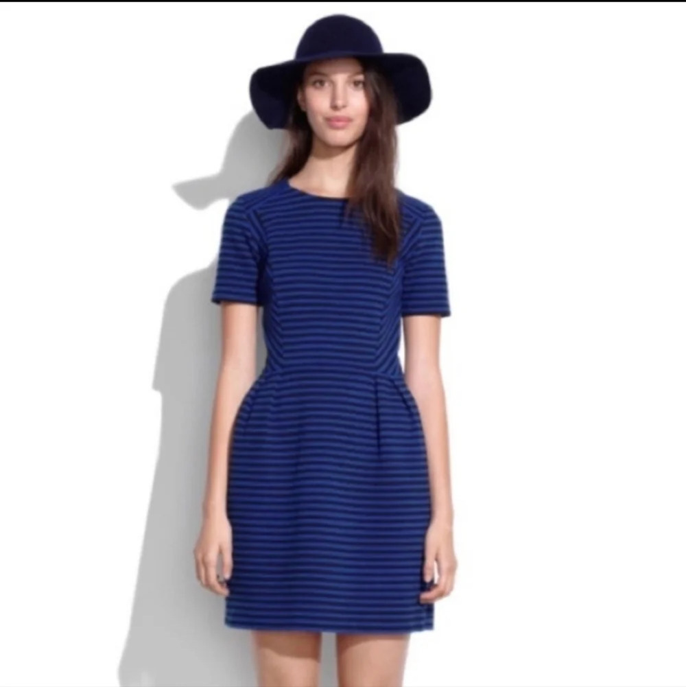 #13 Madewell Women's Gallerist Ponte Striped Dress 0